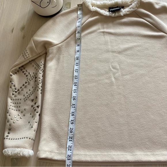 Nanette Lepore Studded Sleeves Sweatshirt size S - Picture 9 of 9